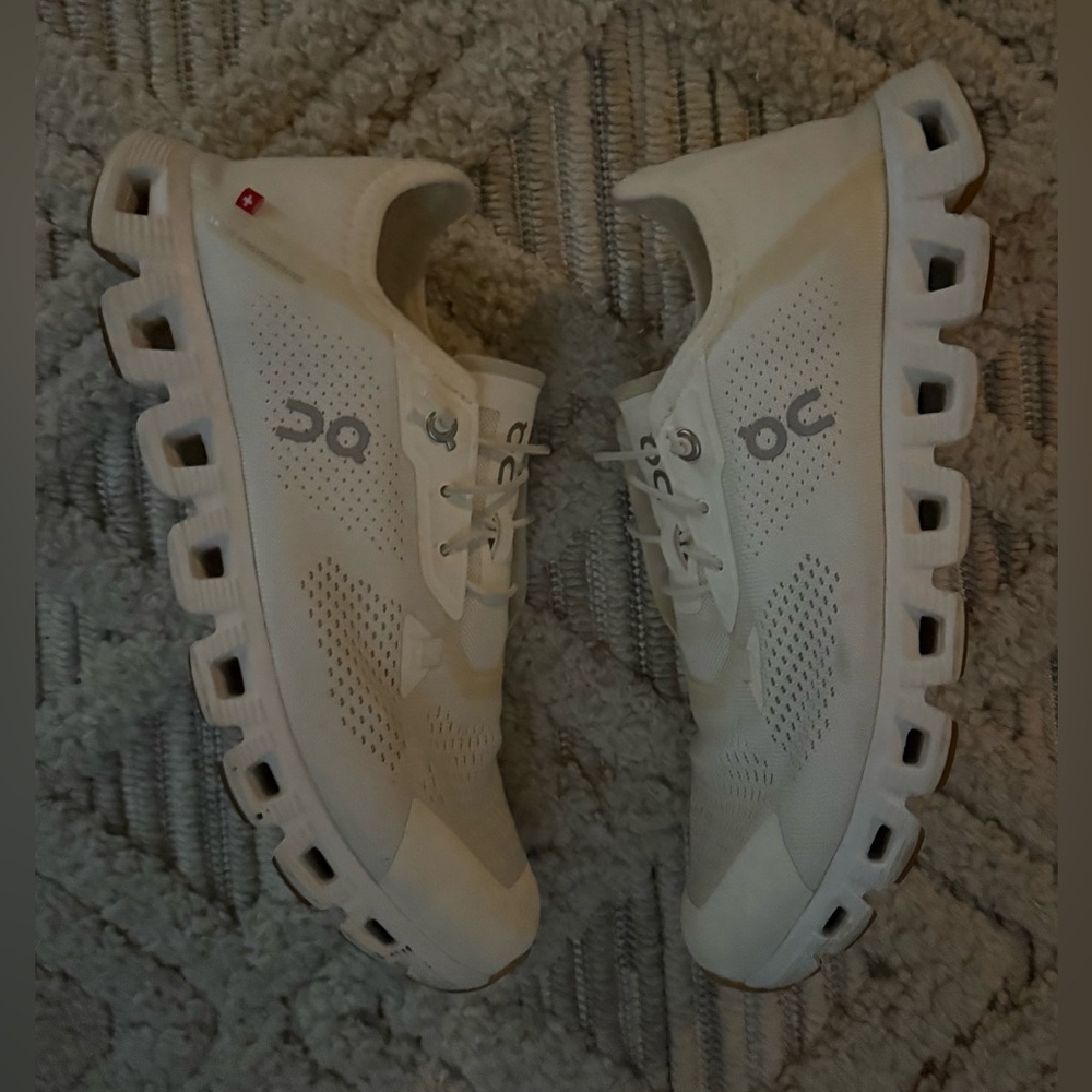 OnCloud Cloud Coast White Sneakers - Picture 4 of 5